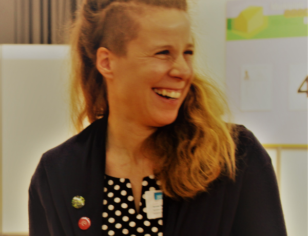 Dr. Anne Hillenbach