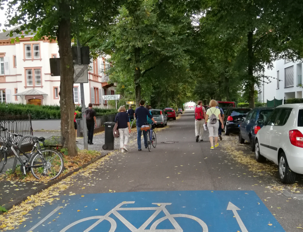 Klimaanpassungsspaziergang durch Freiburg